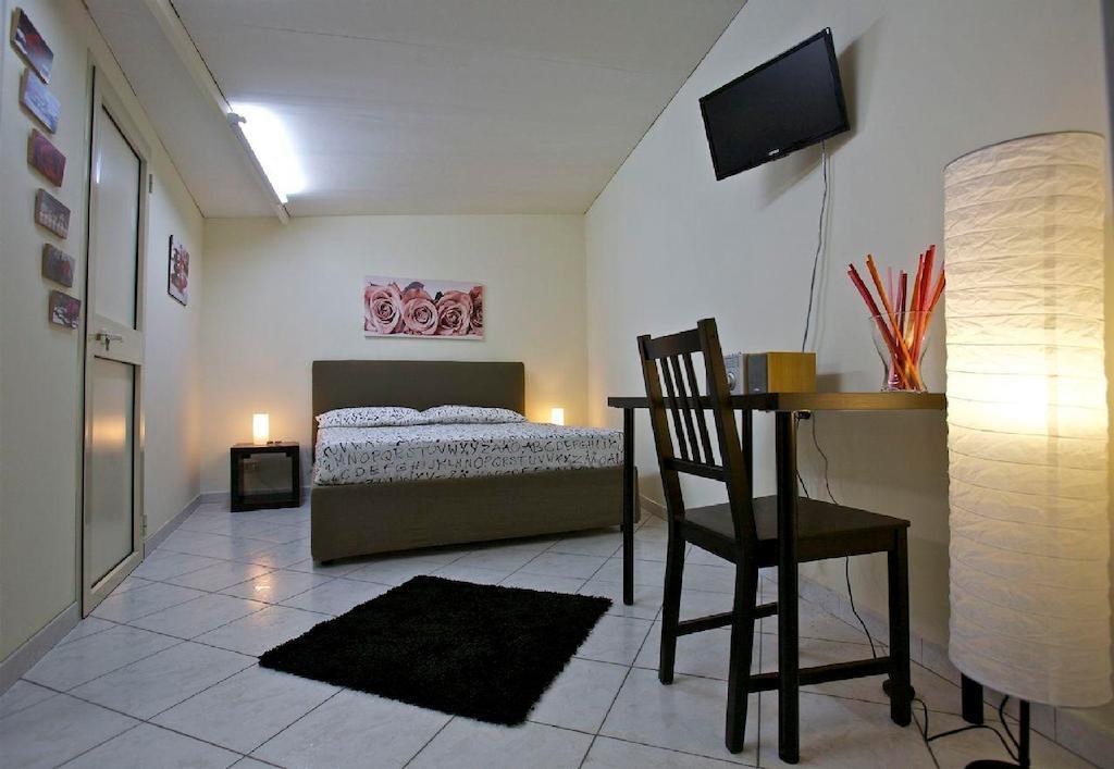 A Casa Di Claudio Vila Catânia Quarto foto
