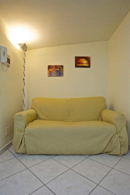 A Casa Di Claudio Vila Catânia Quarto foto